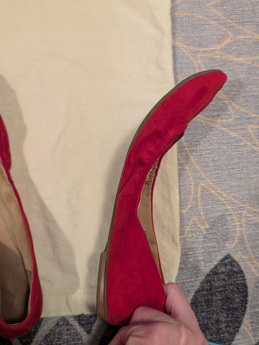 Violet Brand Suede Red Rounded Point Toe Flats - Picture 5 of 7